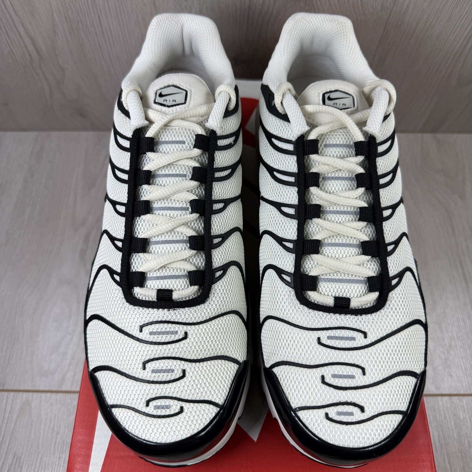 Nike Air Max Plus TN Trainers Panda Black White Size UK7 FV6264-00110