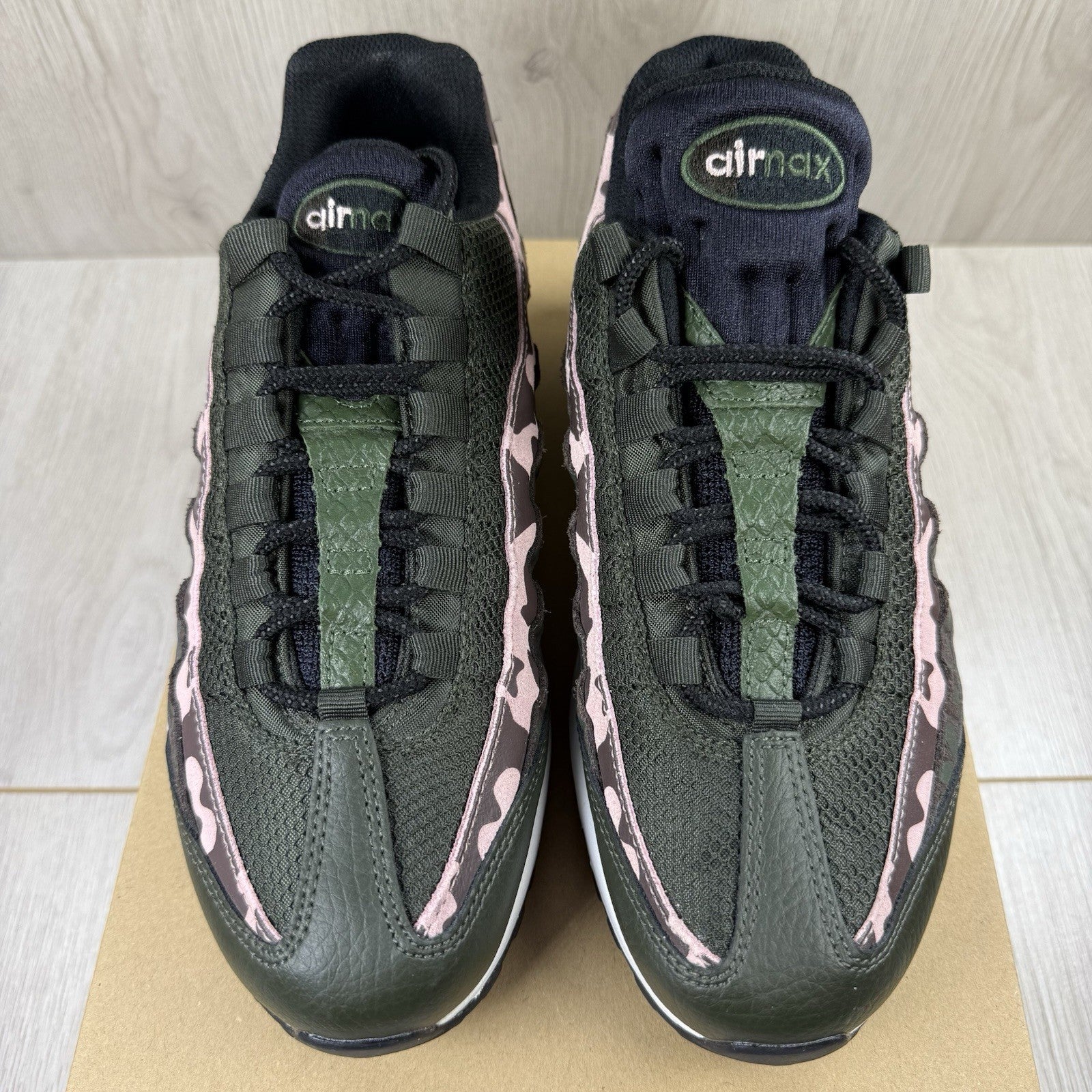 Nike Air Max 95 Trainers Olive Pink Camo Size UK5 DN5462-2002
