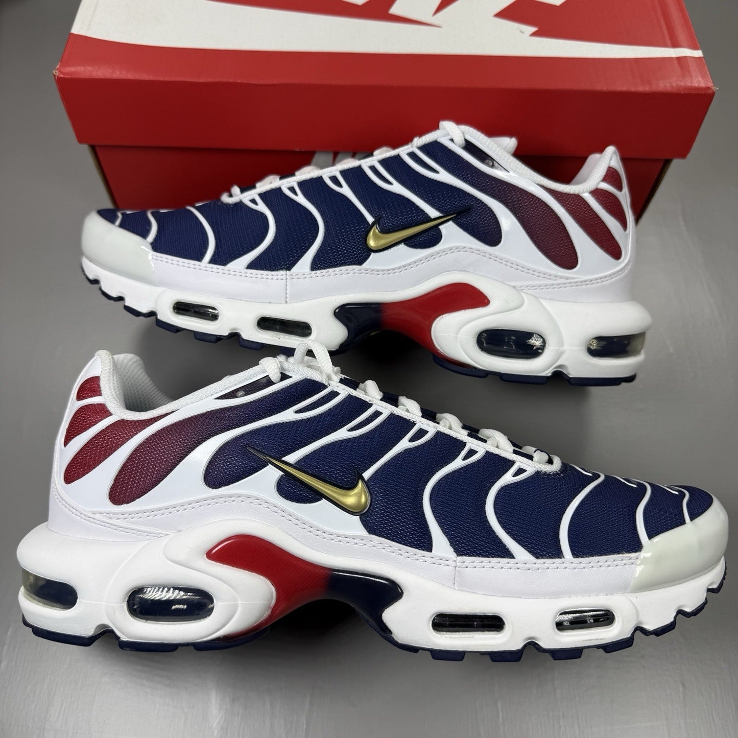 Nike Air Max Plus TN PSG Trainers White Size UK9 FZ4776-1007