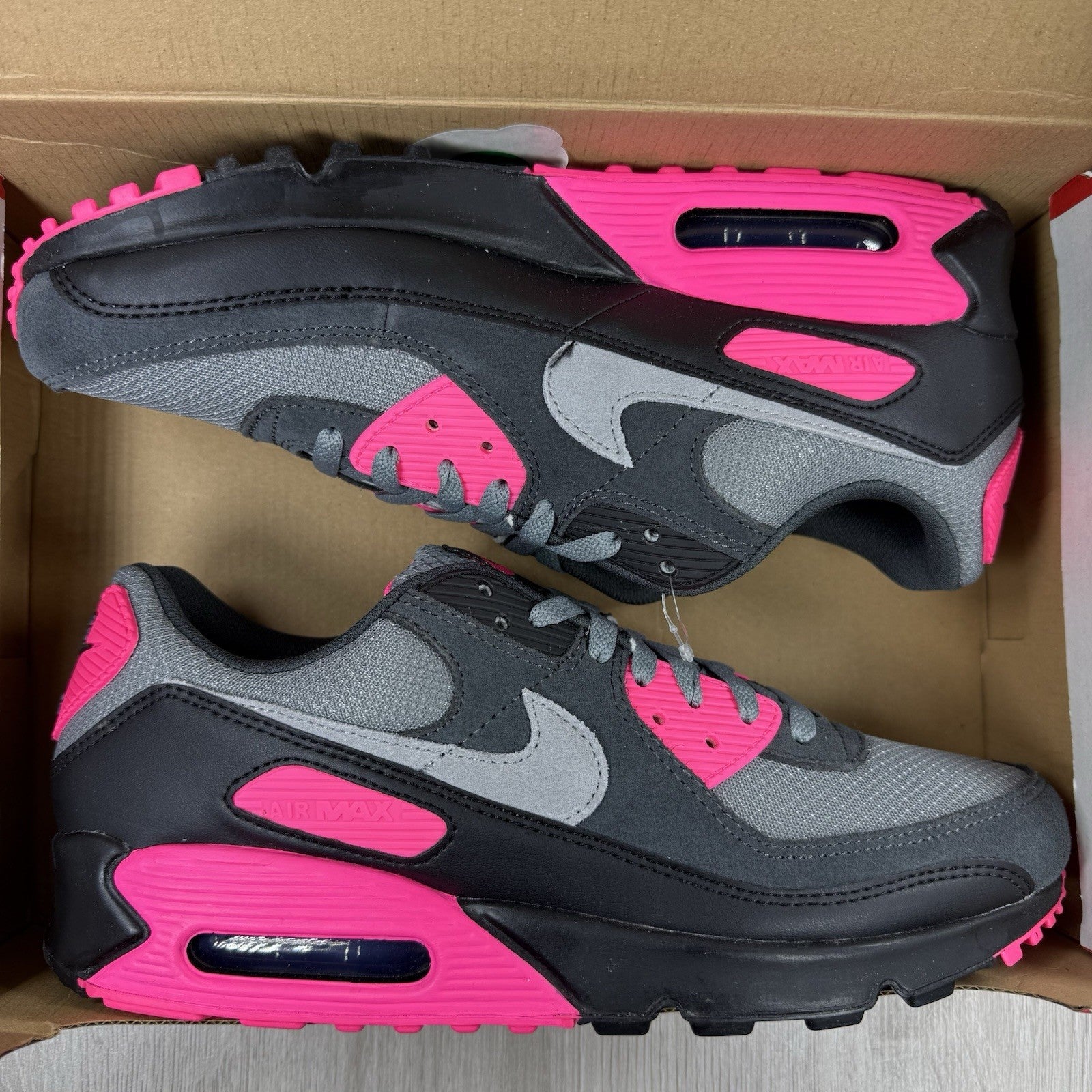 Nike Air Max 90 Trainers Wolf Grey Hyper Pink Size UK10 DM0029-0100