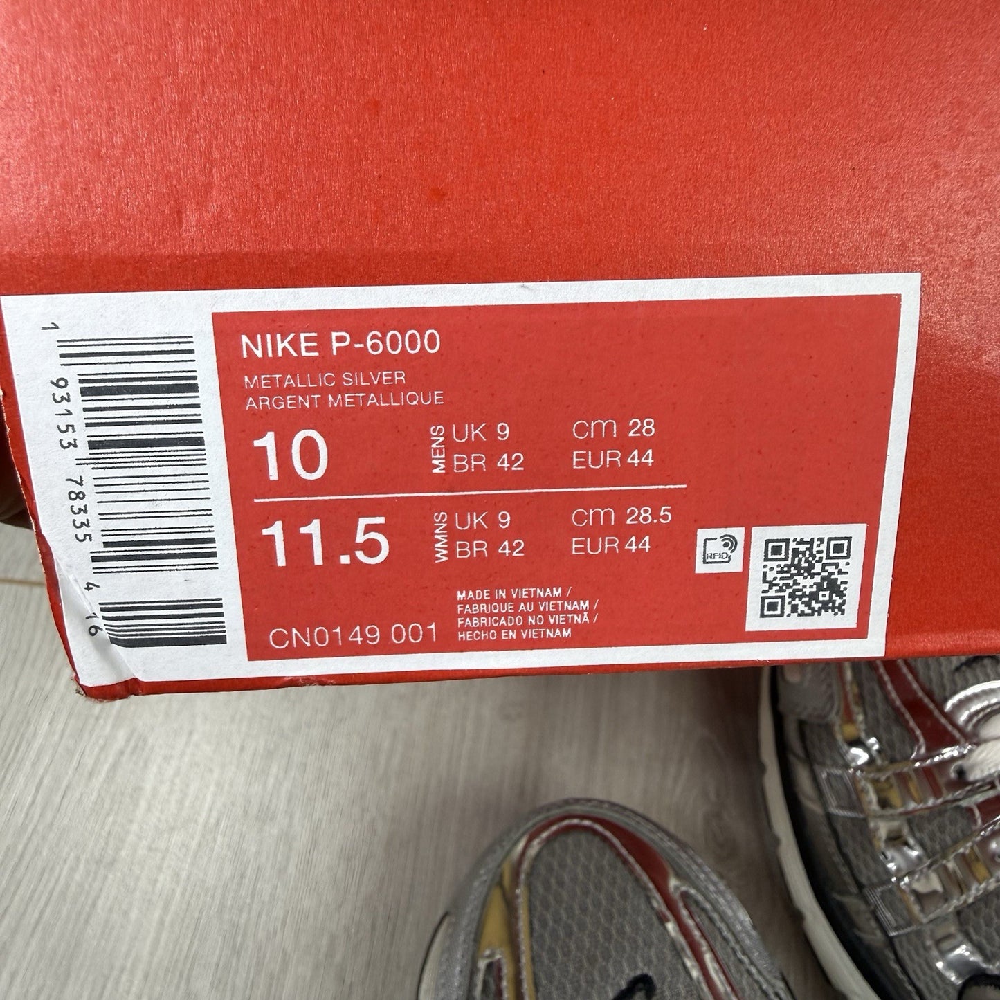 Nike P-6000 Trainers Metallic Silver White Size UK9 CN0149-0016