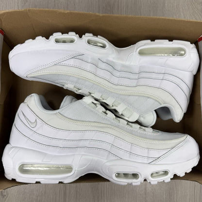 Nike Air Max 95 Essential Trainers White Grey Fog Size UK12 CT1268-1008