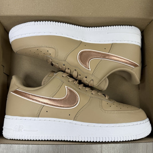 Nike Air Force 1 Trainers Tan Metallic Rose Size UK6.5 DD1523-2000