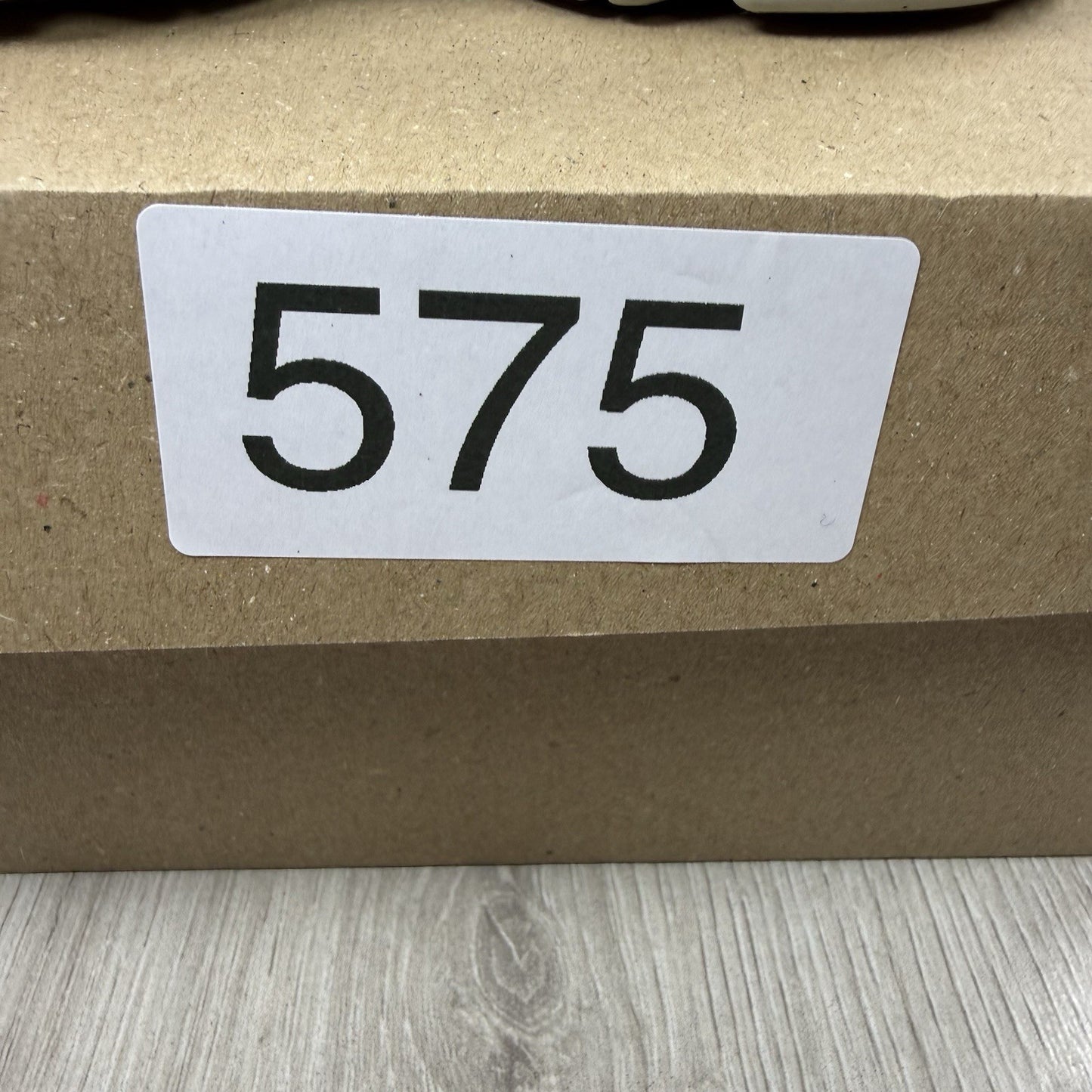 Nike TN Air Max Plus Trainers Metallic Silver White Size UK7 FJ1012-09512