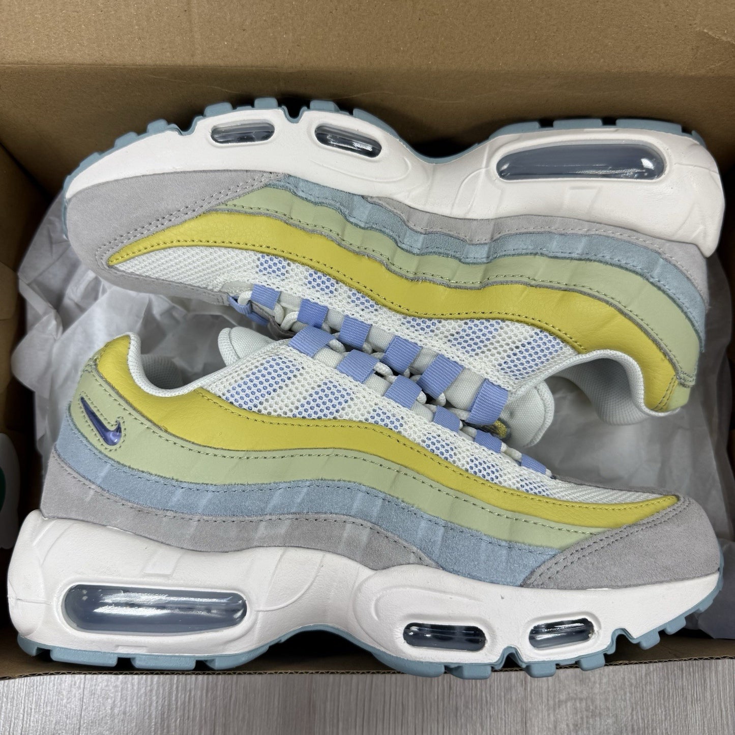 Nike Air Max 95 Trainers Easter Pastel White Size UK5 DR7867-1000