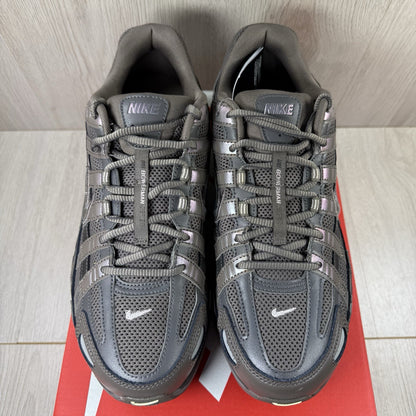 Nike P-6000 Trainers Cave Stone Medium Ash Size UK9.5 CD6404-20210