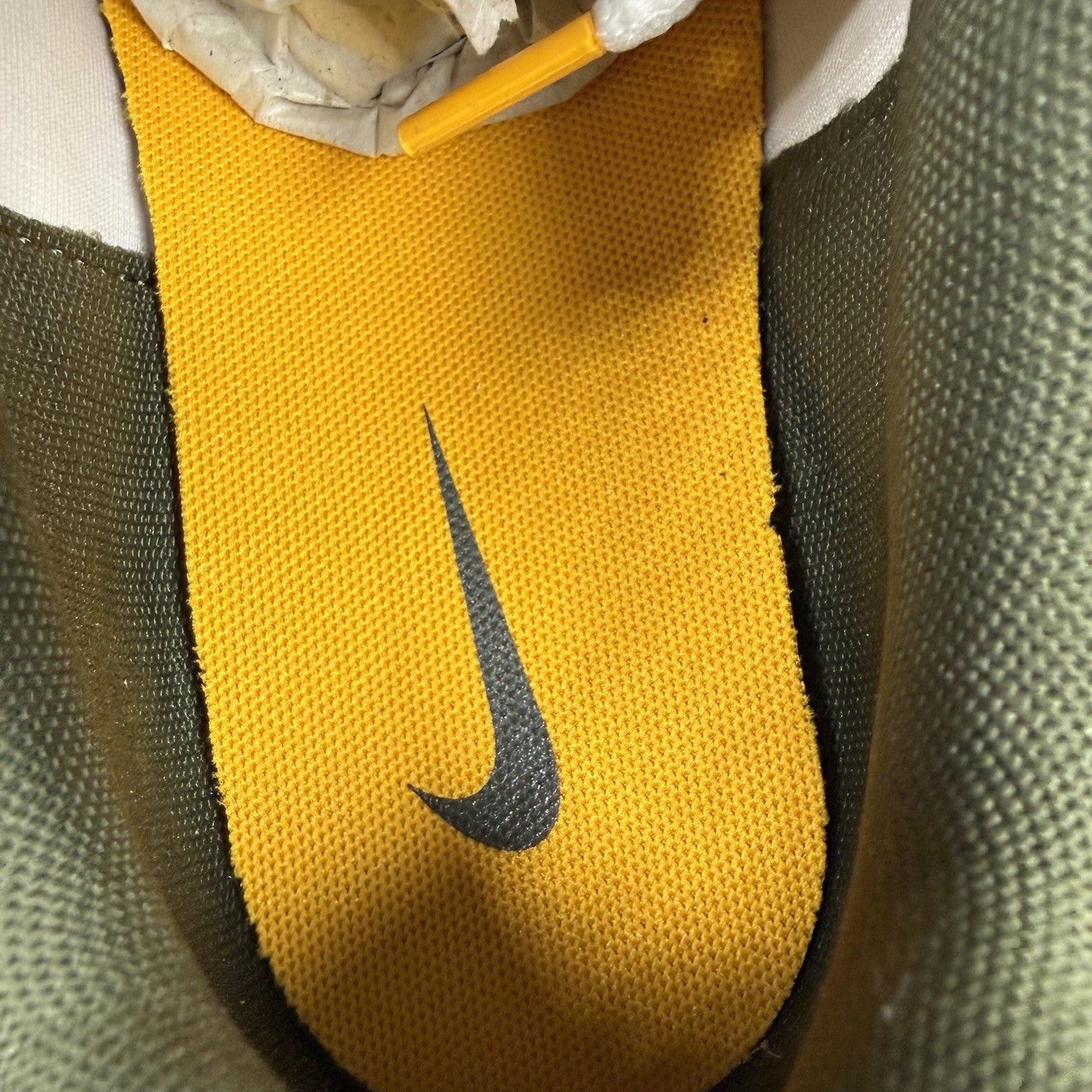 Nike P-6000 Trainers Light Army Cargo Khaki Size UK8 IH0246-32011