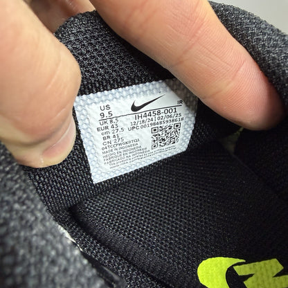 Nike Air Max Plus TN Trainers Heat Map Size UK8.5 IH4458-00111