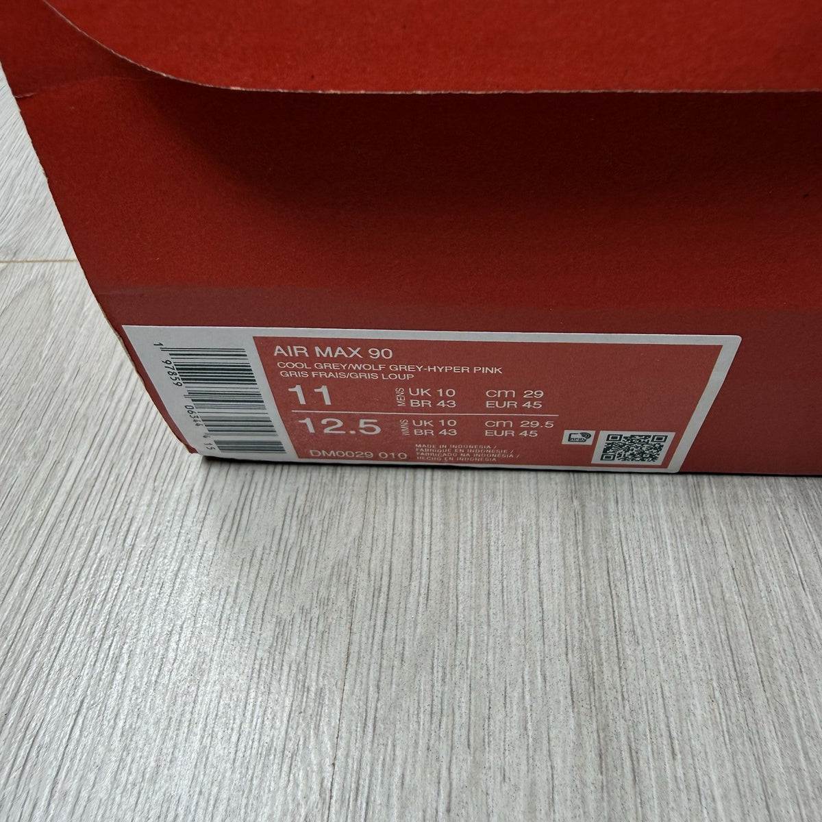 Nike Air Max 90 Trainers Wolf Grey Hyper Pink Size UK10 DM0029-0104