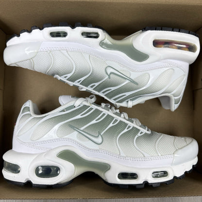 Nike Air Max Plus TN Trainers Size UK4.5 White Mica Green DZ3670-1000
