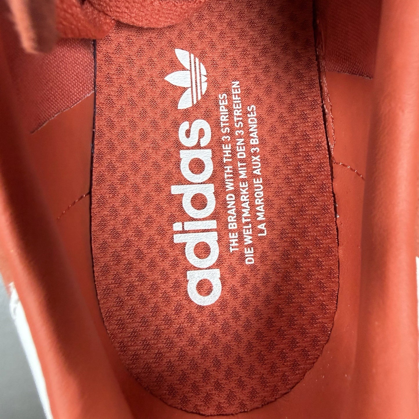 Adidas Campus Trainers Trace Scarlet White Size UK6 DB09844