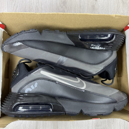 Nike Air Max 2090 Trainers Black Wolf Grey Size UK11.5 BV9977-0018