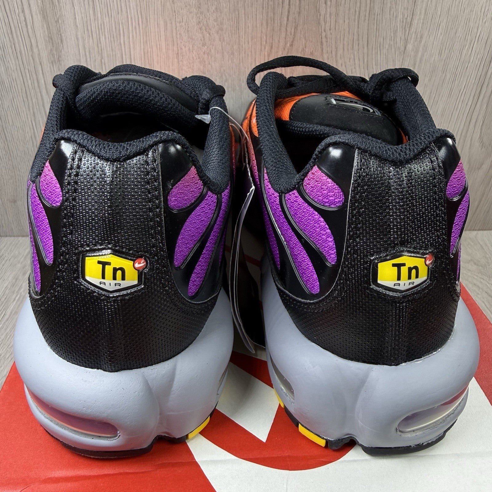 Nike Air Max Plus TN Trainers Desert Sunset Total Orange Size UK10 DM0032-01411