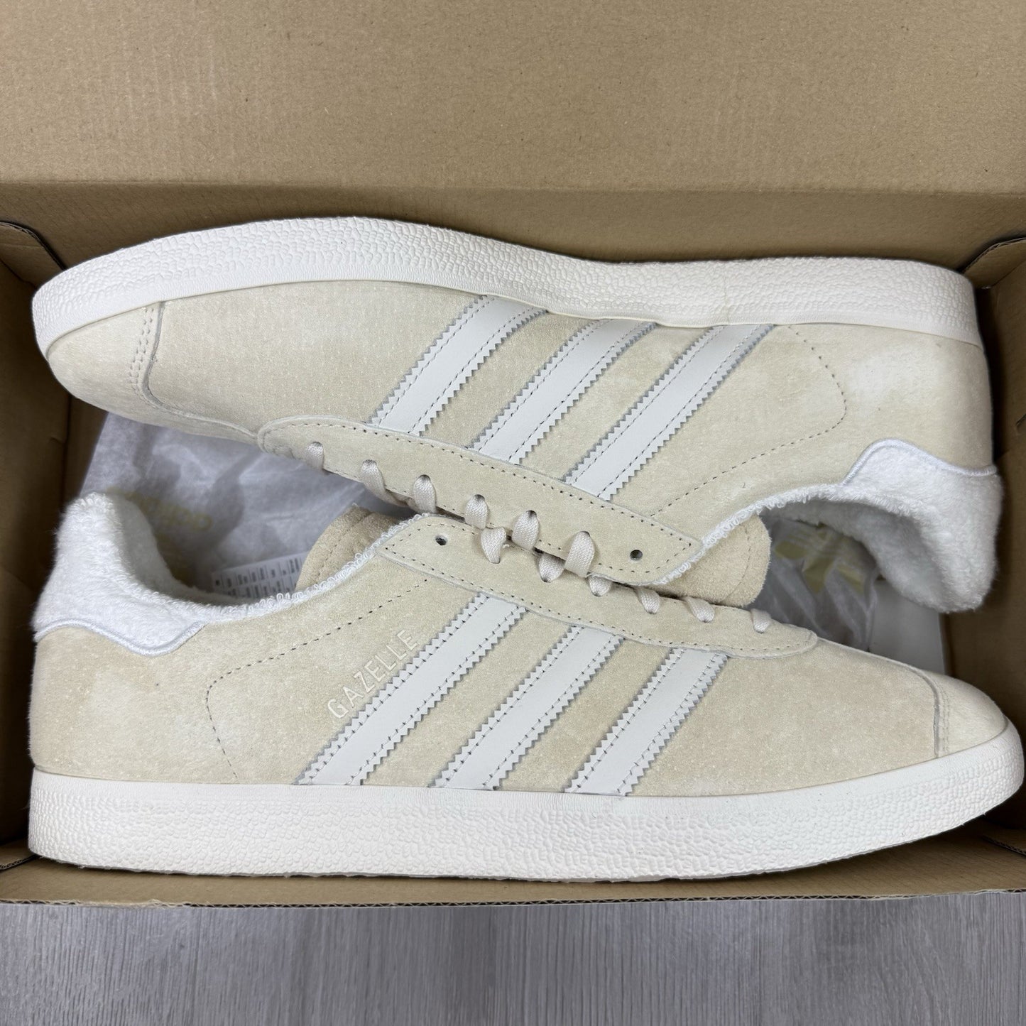 Adidas Gazelle Trainers Ecru Tint Beige White Size UK10 EE55019