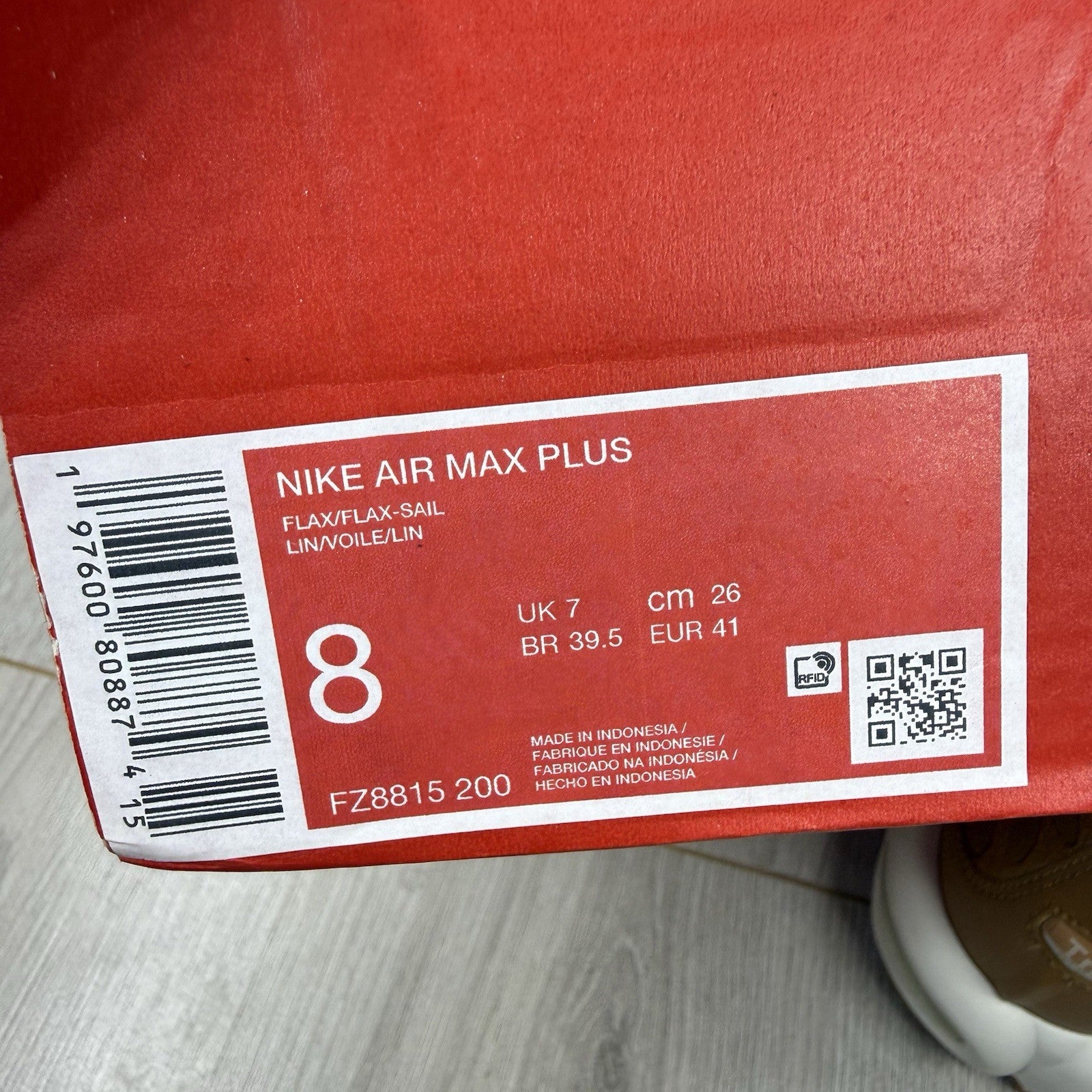 Nike Air Max Plus TN Trainers Flax Sail White Size UK7 FZ8815-2006