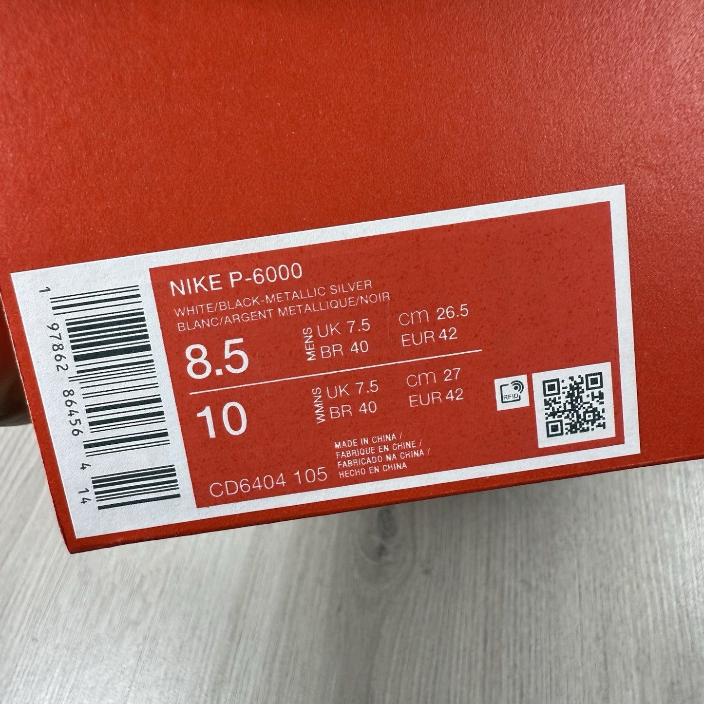 Nike P-6000 Trainers White Metallic Silver Size UK7.5 CD6404-1056