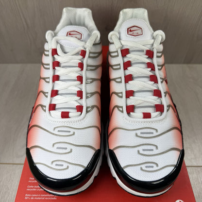 Nike Air Max Plus TN Trainers White Uni Red Size UK5.5 HM9611-10010
