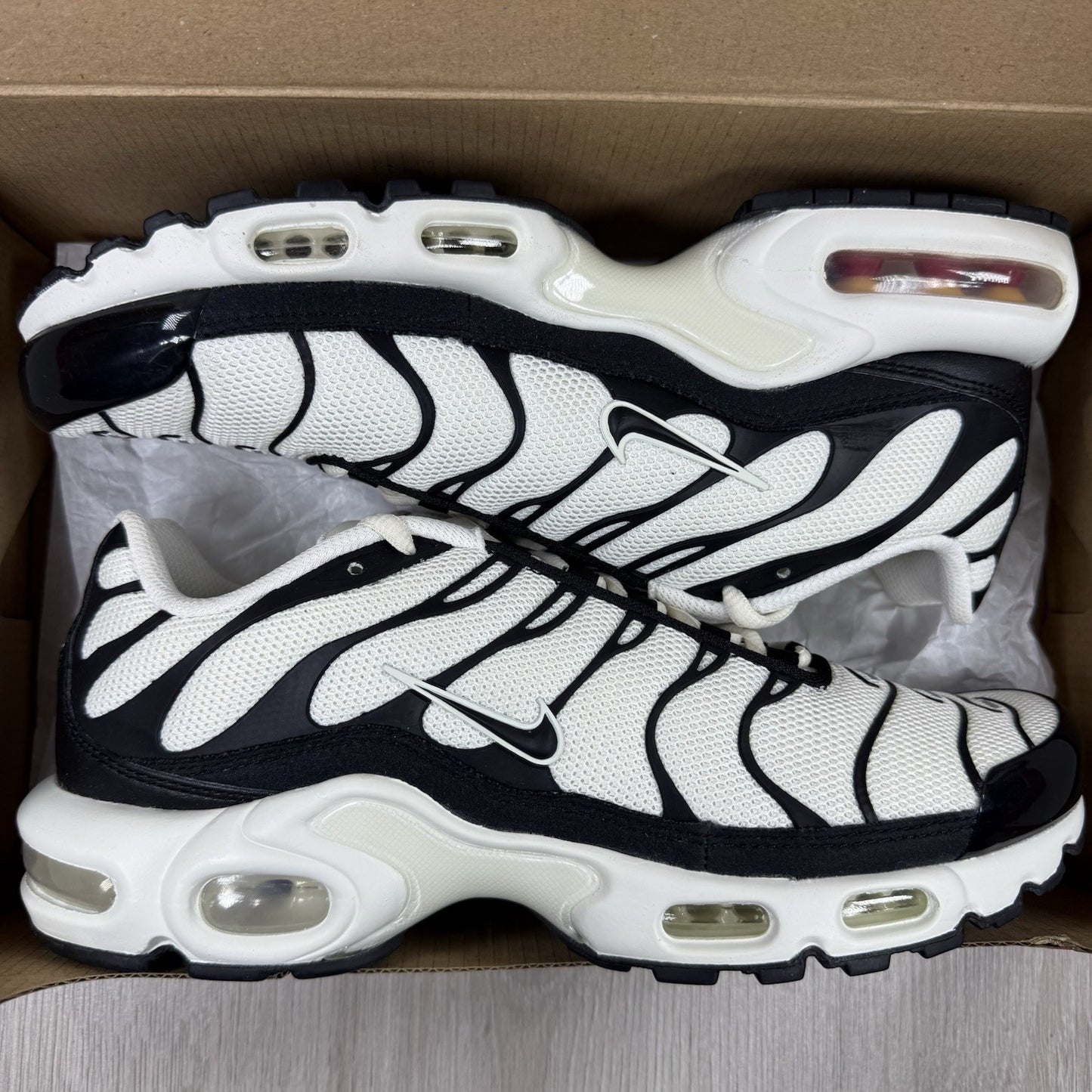 Nike Air Max Plus TN Trainers Panda Black White Size UK7 FV6264-0018