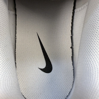 Nike P-6000 White Metallic Silver Black Trainers Size UK7.5 US8.5 CD6404-107