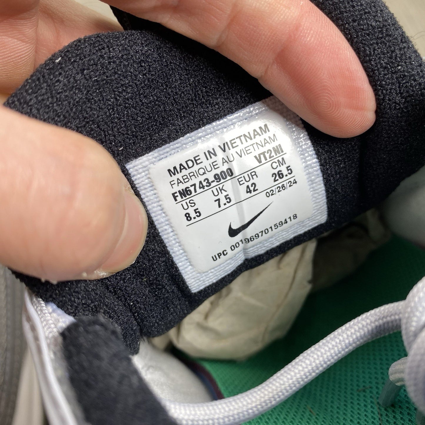 Nike Air Max 97 ID Trainers Grey White Size UK7.5 US8.5 EU42 FN6743-900
