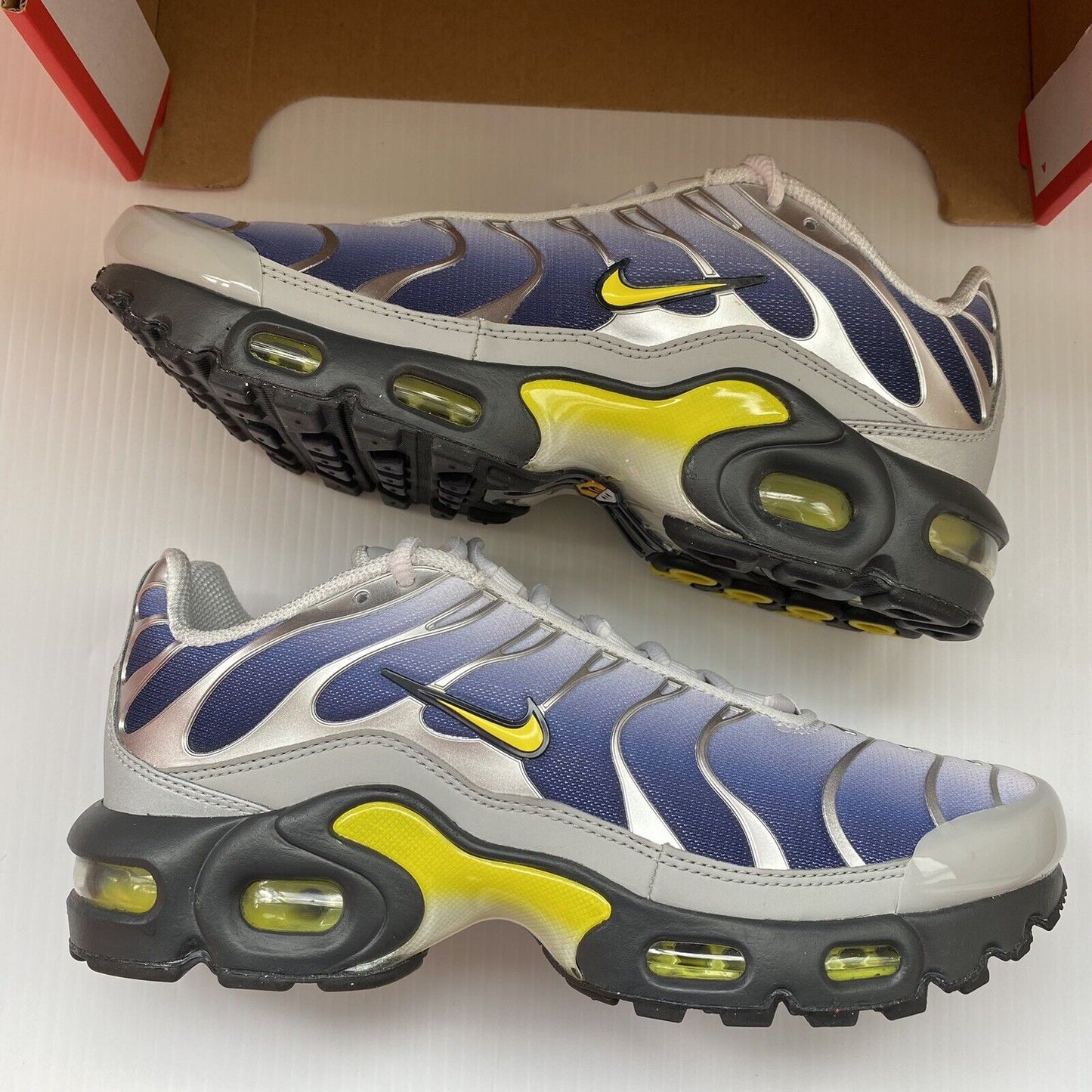 Nike Air Max Plus TN Kids Trainers Silver Yellow UK5 US5.5 EU38 HF0030-001 NEW