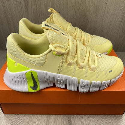 Nike Free Metcon 5 Trainers Citron Tint Volt Size UK6.5 US9 EU40.5 DV3950-800
