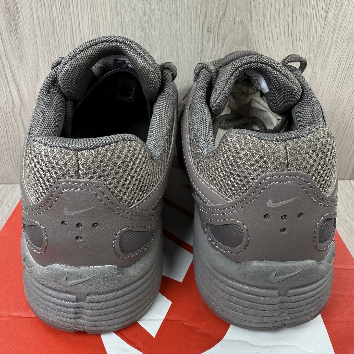 Nike P-6000 Trainers Cave Stone Medium Ash Size UK3 US3.5 EU35.5 HV5064-200