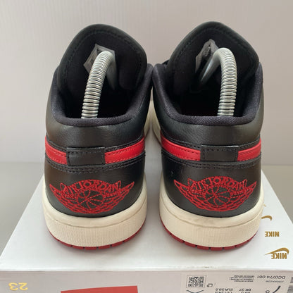 Nike Air Jordan 1 Low Trainers Bred Sail Size UK5 US7.5 EU38.5 DC0774-061