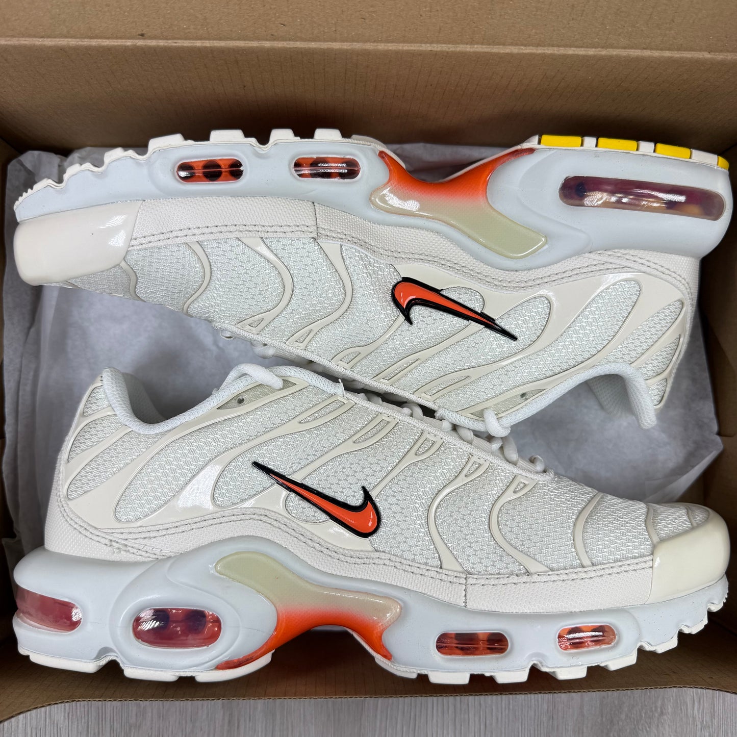 Nike TN Air Max Plus Phantom Safety Orange