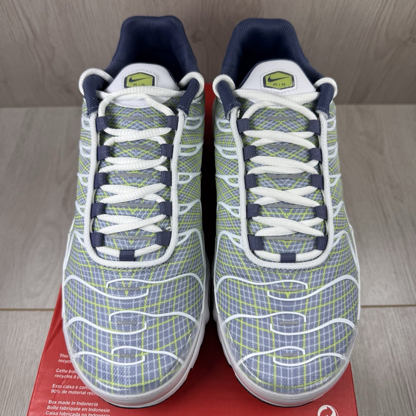 Nike Air Max Plus TN Trainers Pebble Grey Lime Size UK6 US7 EU40 HV6227-001