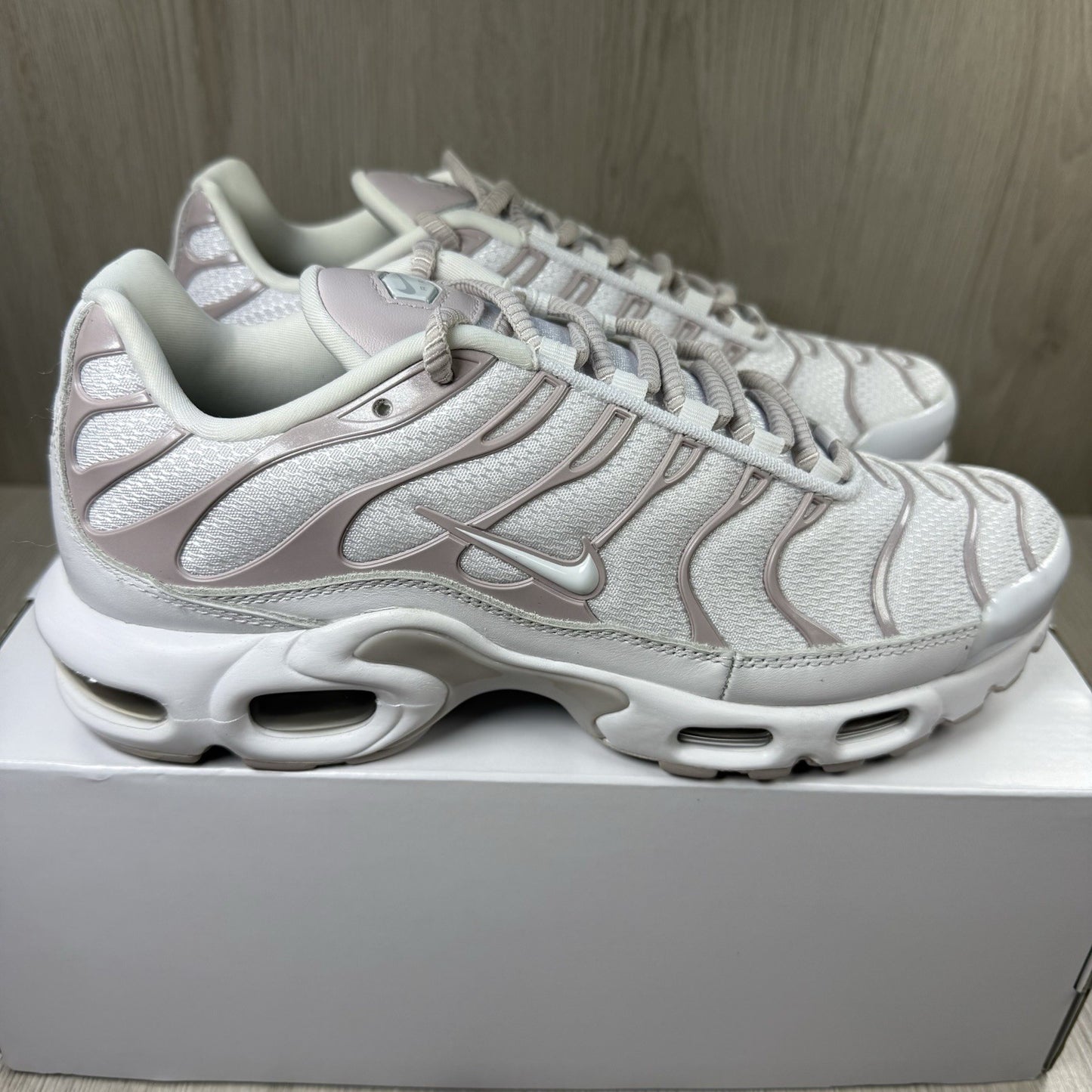 Nike Air Max Plus TN Trainers White Beige Size UK5.5 US8 EU39 HF0665-900