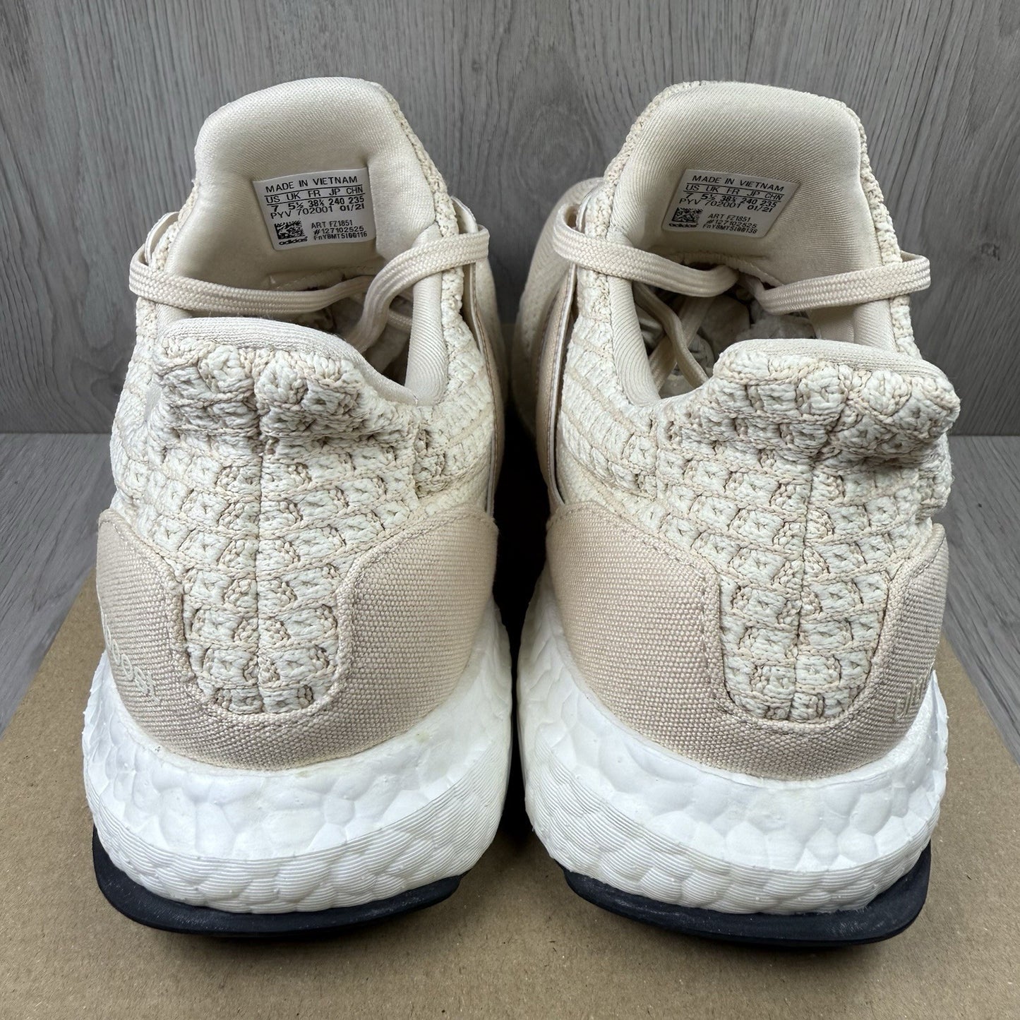 Adidas Ultra Boost 5.0 DNA Trainers Halo Ivory Size UK5.5 US7 EU38 2/3 FZ1851