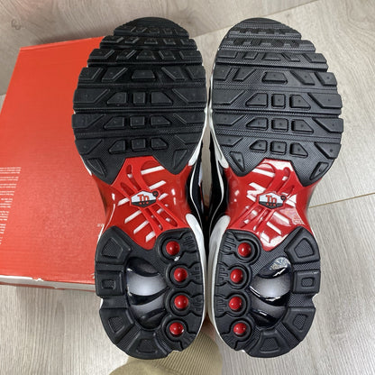 Nike Air Max Plus TN Trainers Platinum White Black Red Size UK5.5 CD0609-027