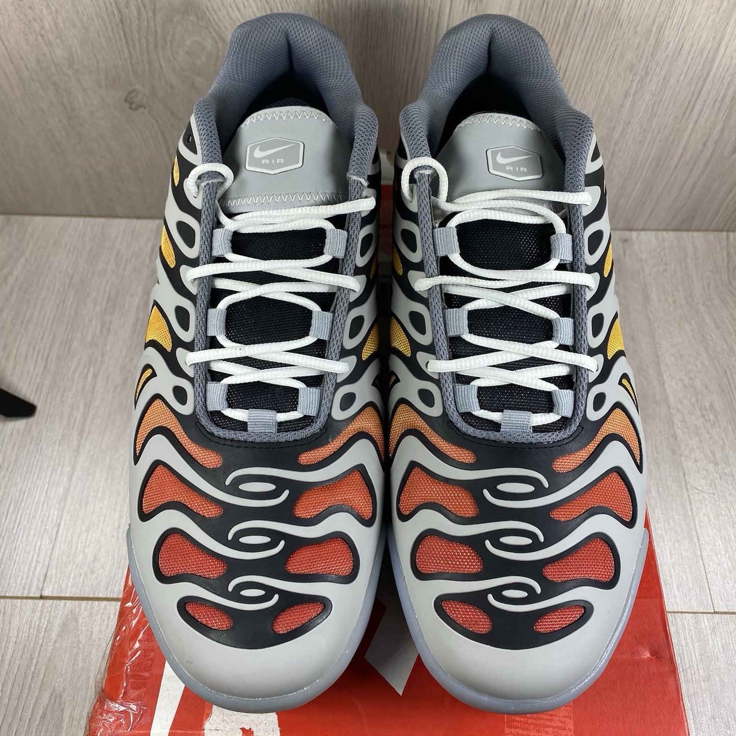 Nike TN Air Max Plus Trainers Light Smoke Grey Size UK9.5 US10.5 FD4290-002