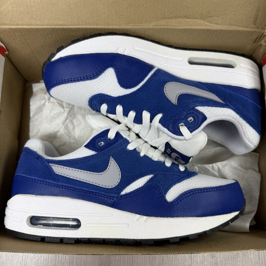 Nike Air Max 1 Trainers White Gym Blue Size UK3 US3.5 EU35.5 555766-111
