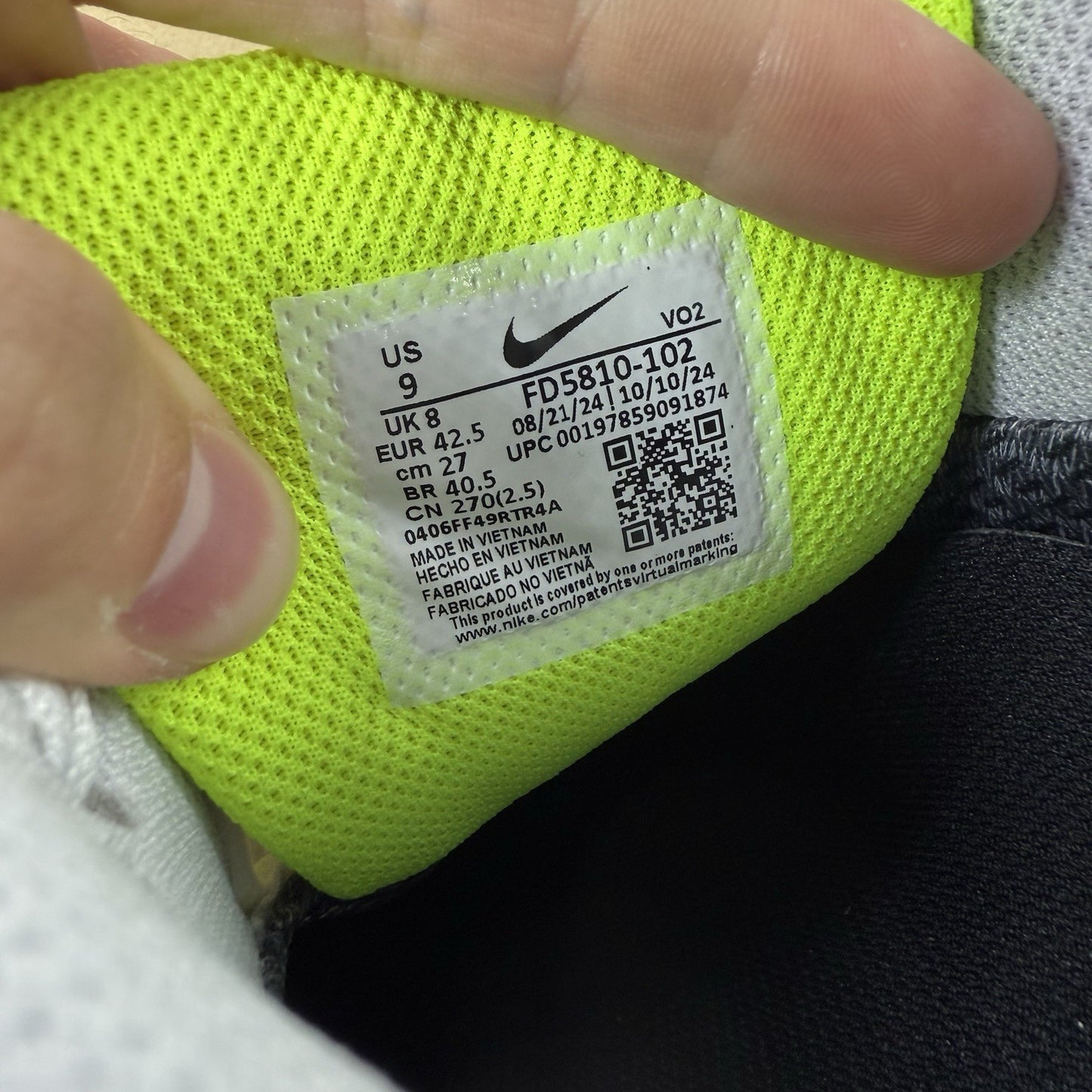 Nike Air Max 90 Gore-Tex Trainers White Grey Volt UK8 US9 EU42.5 FD5810-102
