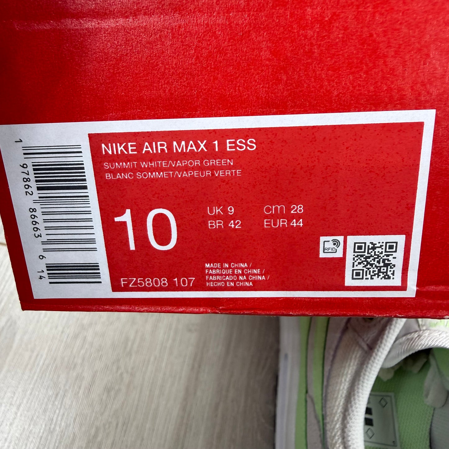 Nike Air Max 1 Essential Photon Dust Vapour Green