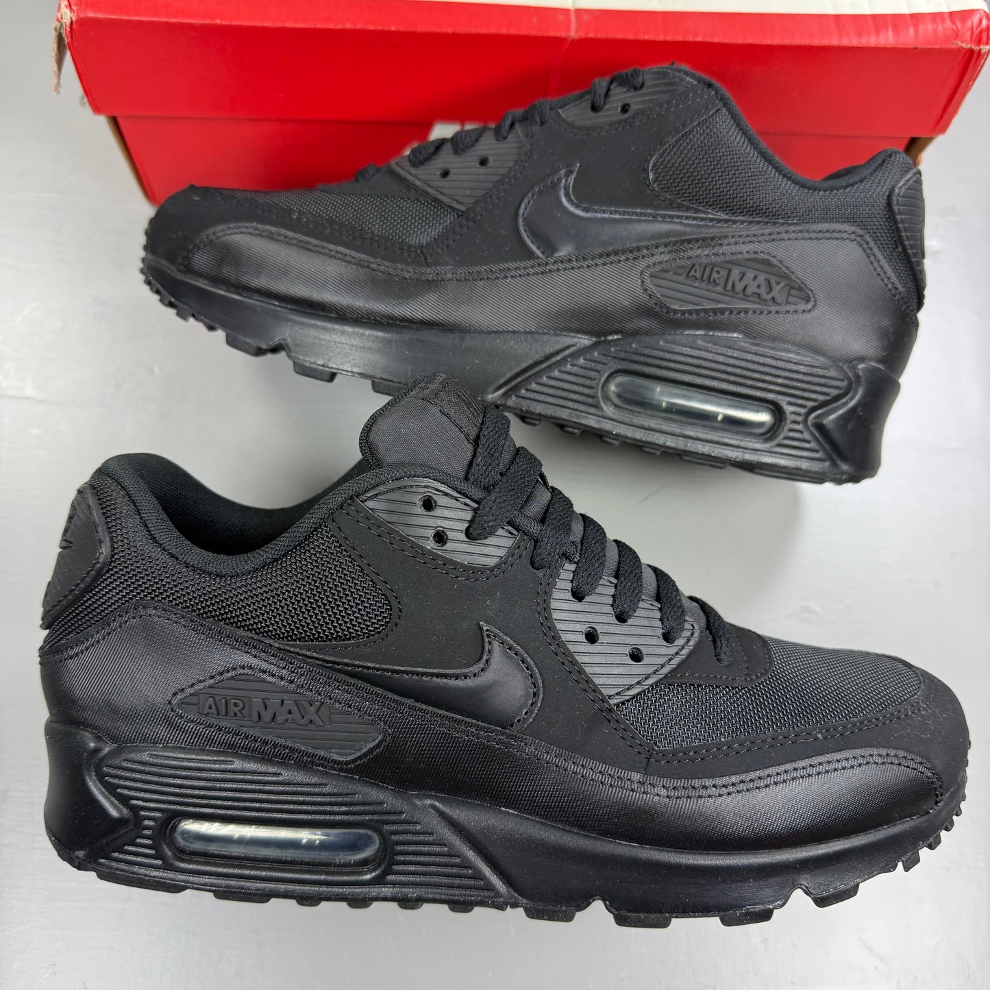 Nike Air Max 90 Essential 'Triple Black' 537384-090