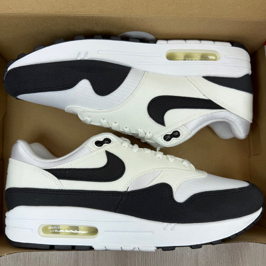 Nike Air Max 1 Black White