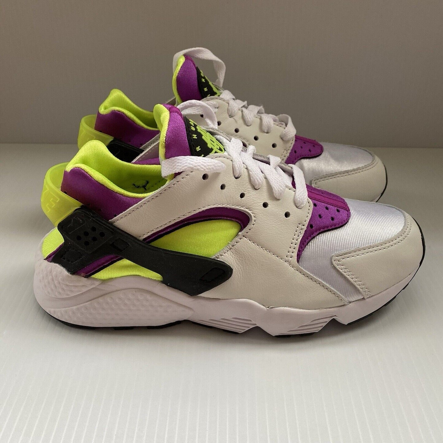 Nike Air Huarache Womens Trainers White Purple UK 4.5 US 7 EU 38 DH4439-101 NEW