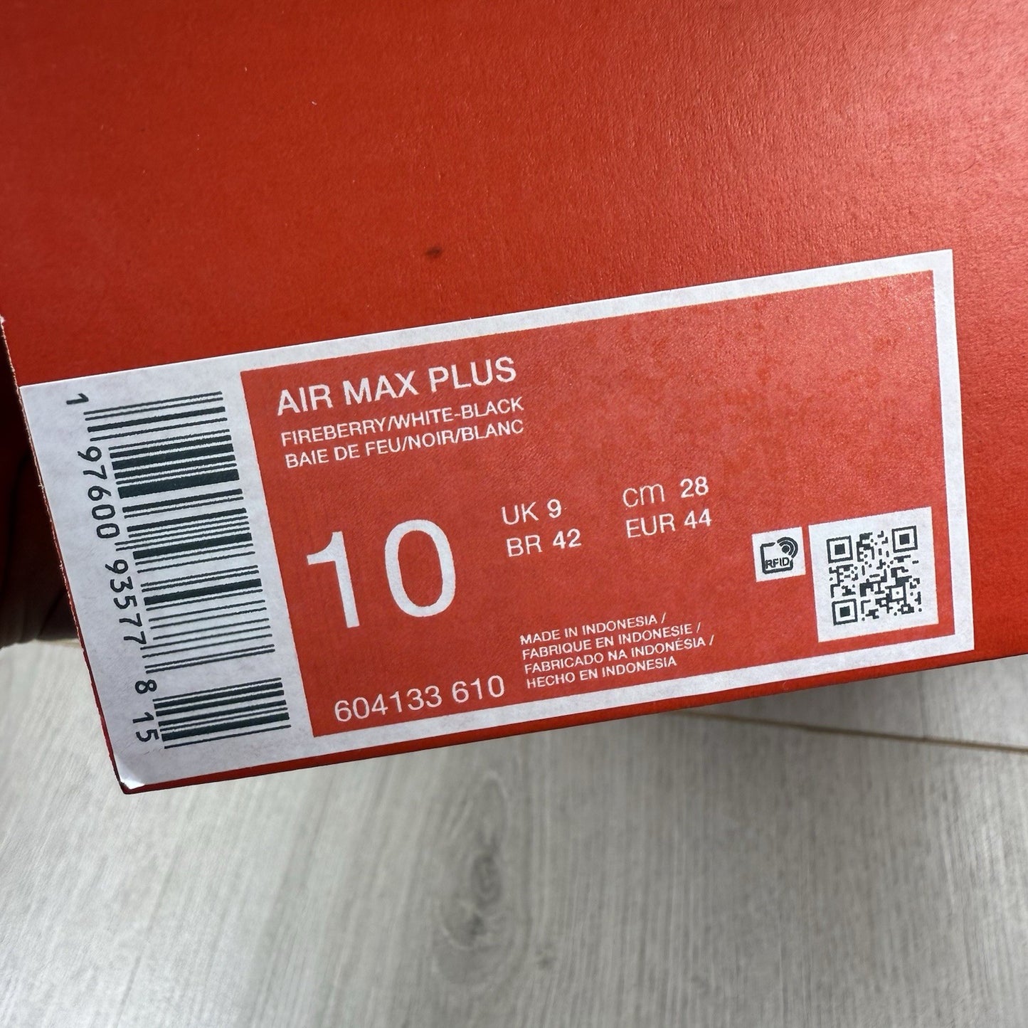 Nike TN Air Max Plus Rebellious Air Fireberry Size UK9 US10 EU44 604133-610