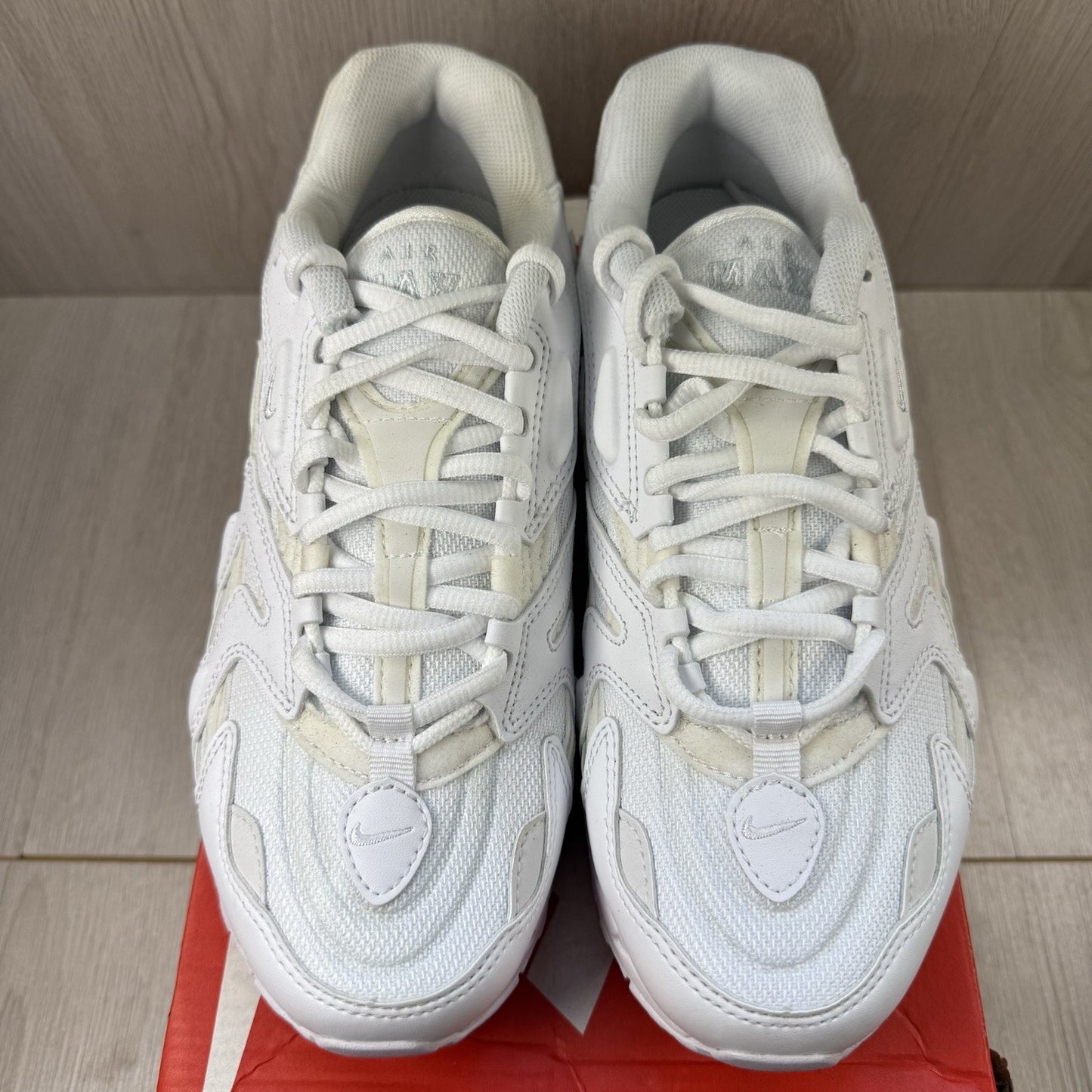 Nike Air Max 96 II Trainers Triple White Size UK7 US9.5 EU41 DM2361-100