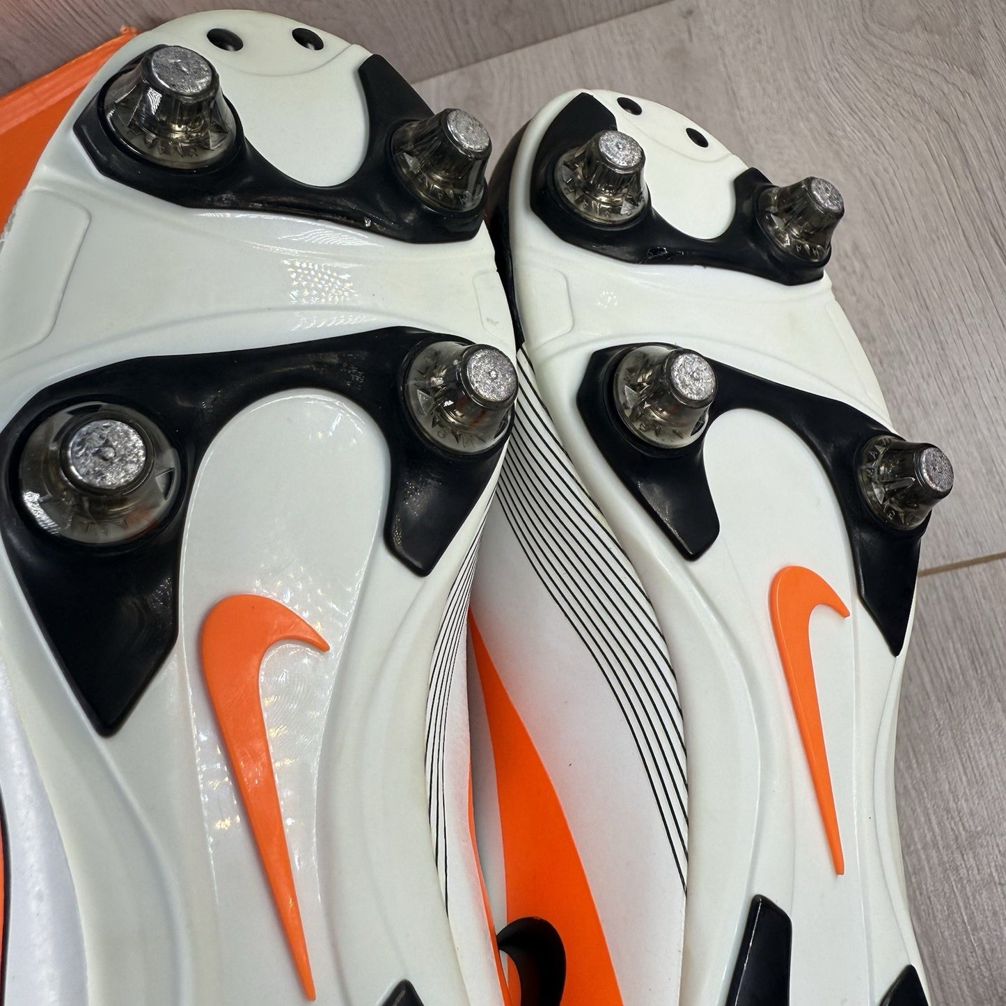 Nike Total 90 Shoot IV SG T90 Football Boots Size UK3 US3.5 EU35.5 FB3349-100