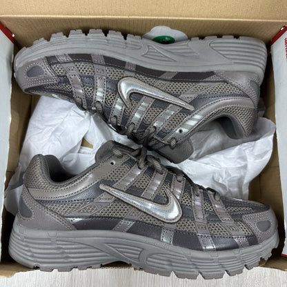 Nike P-6000 Trainers Cave Stone Medium Ash Size UK3 US3.5 EU35.5 HV5064-200