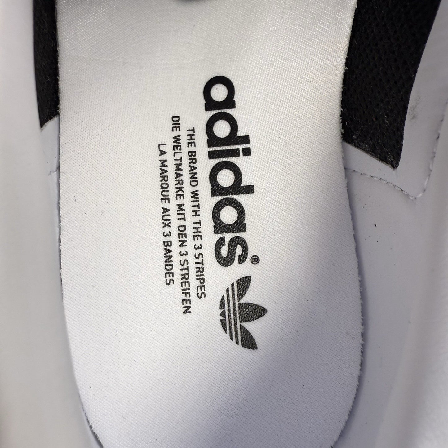 Adidas Gazelle Trainers Core Black Cloud White Size UK10 US10.5 EU44 2/3 BB5476