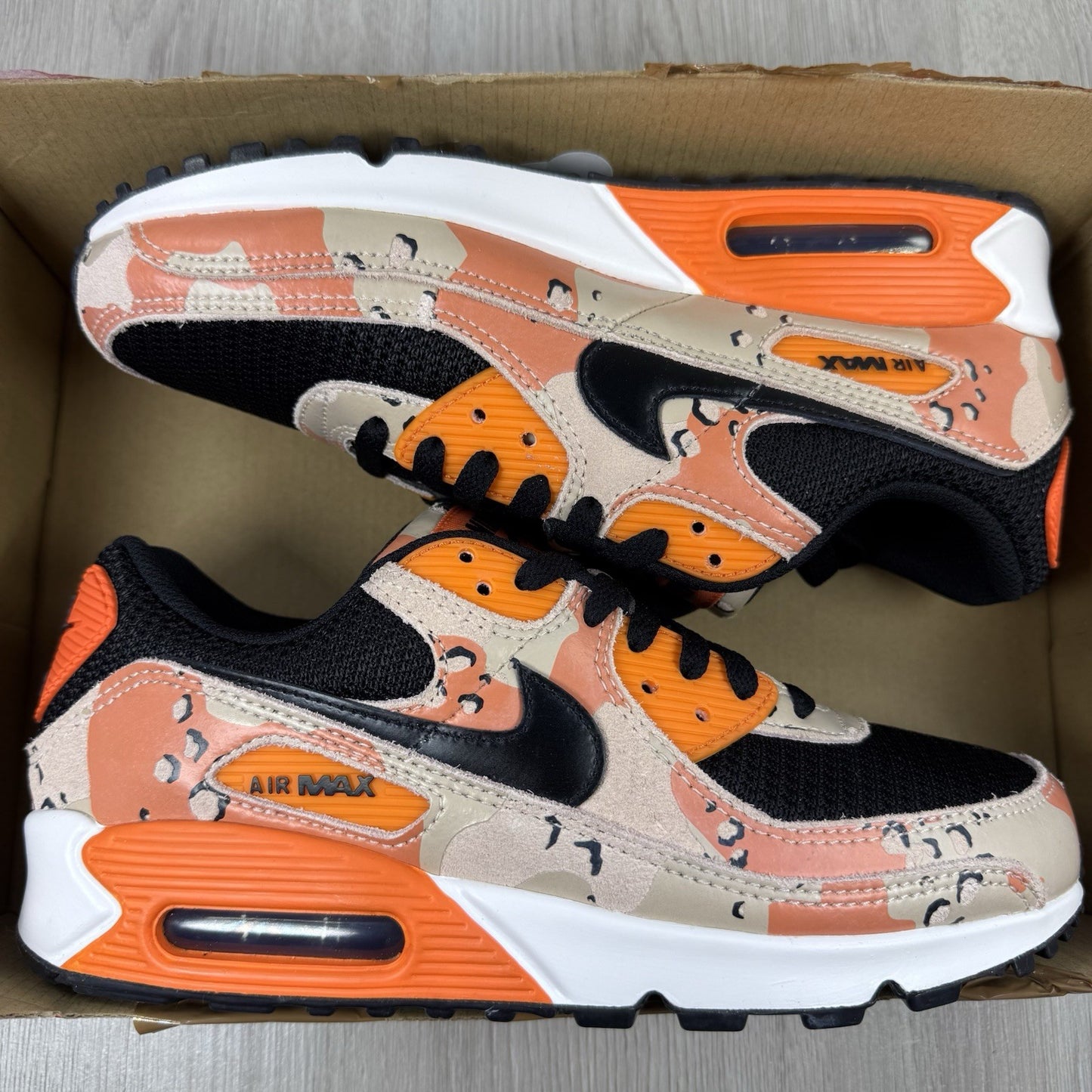 Nike Air Max 90 Trainers Bio Beige Safety Orange UK6.5 US7.5 EU40.5 IF1721-201