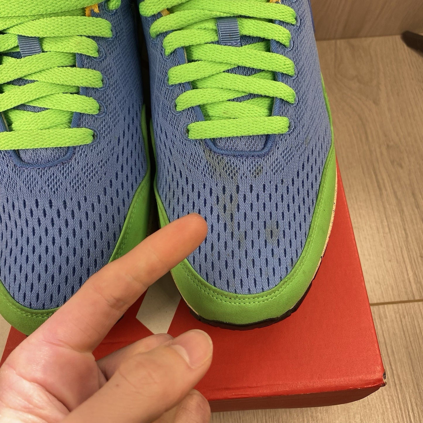 Nike Air Max 1 Trainers Beaches of Rio Blue Green Size UK8.5 US9.5 554718-443