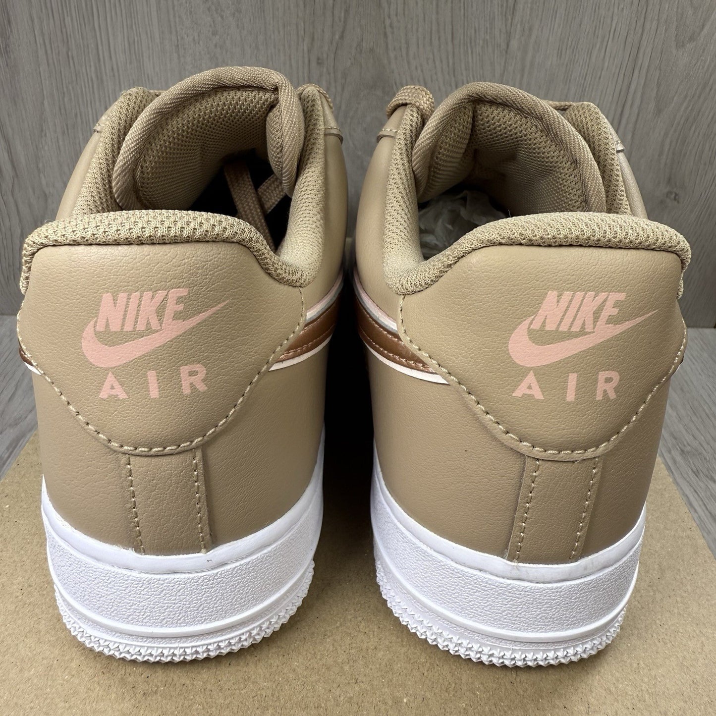 Nike Air Force 1 Trainers Tan Metallic Rose Size UK6.5 US9 EU40.5 DD1523-200
