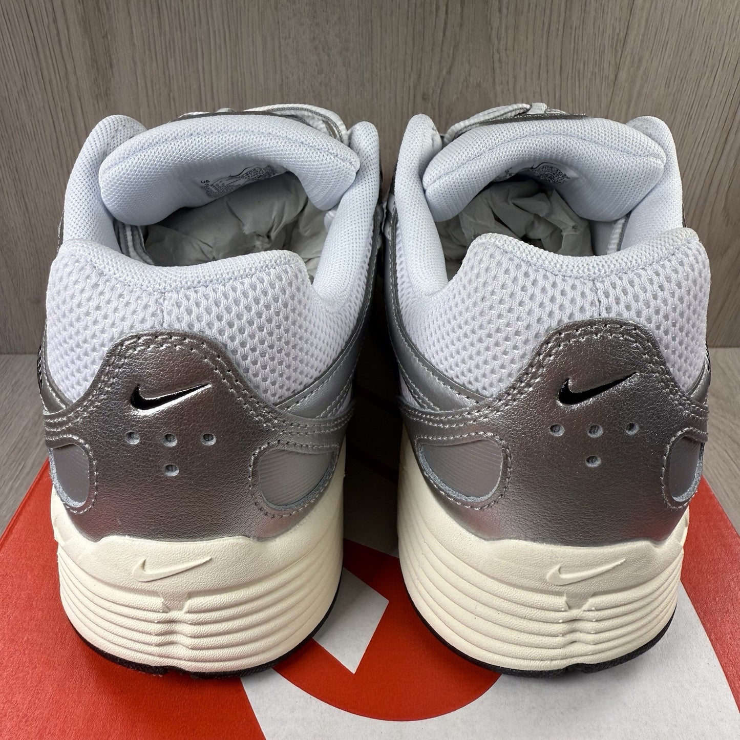Nike P-6000 Trainers White Metallic Silver Size UK8 US9 EU42.5 CD6404-105