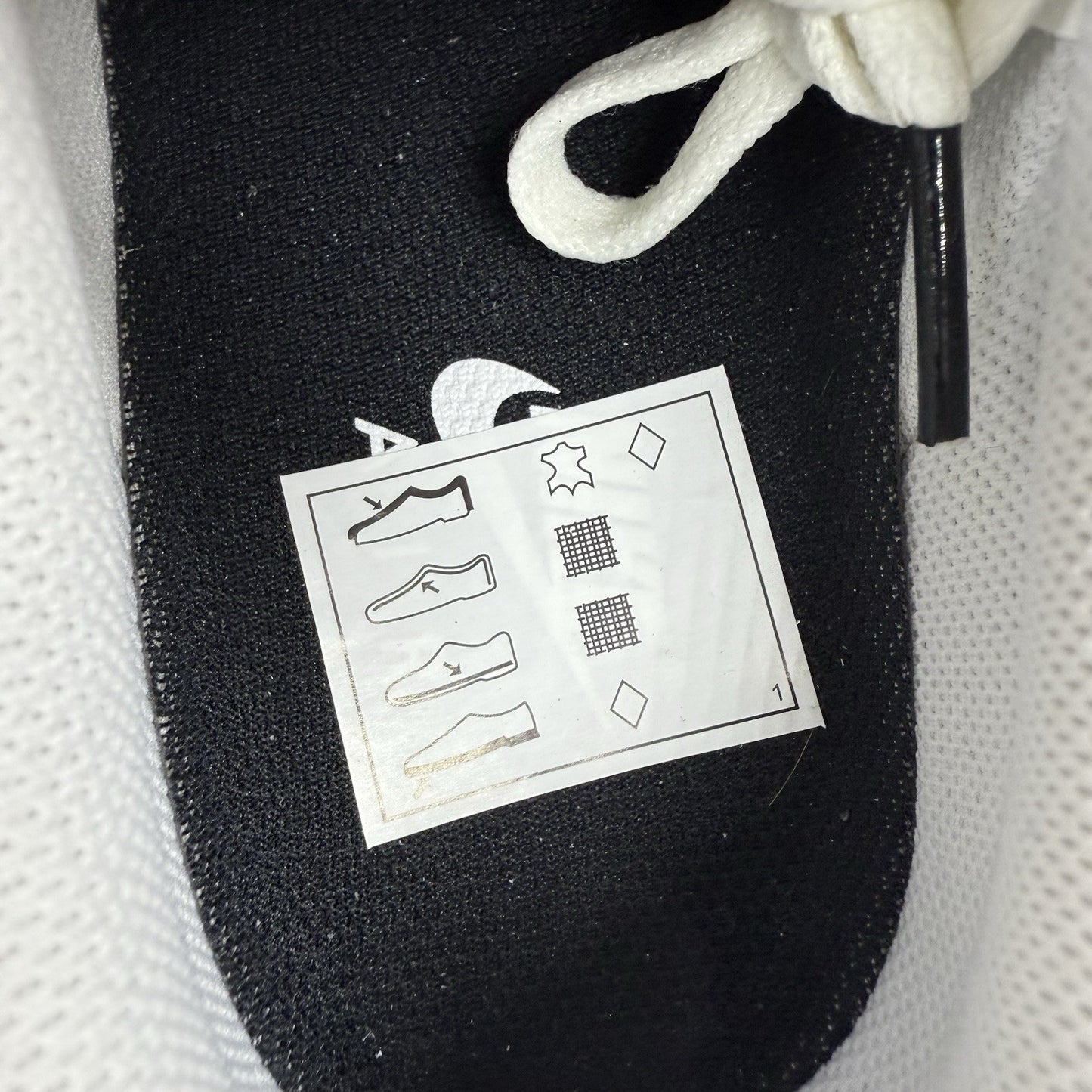 Nike Air Force 1 Trainers White Black Outline Swoosh UK8 US9 EU42.5 DV0788-103